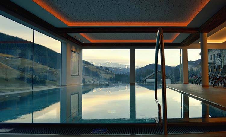 Hotel In Alta Pusteria Con Piscina Hotel Trenker