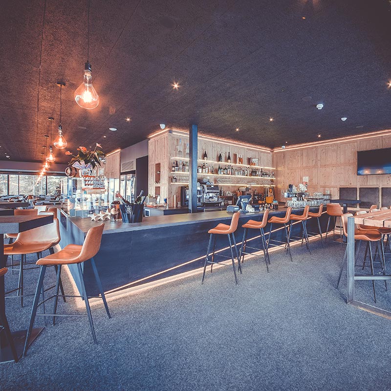 Bar & Lounge am Kronplatz