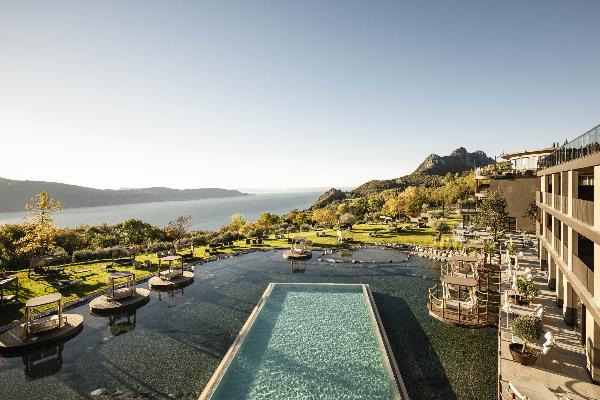 Stroblhof Lake Garda - active family spa resort