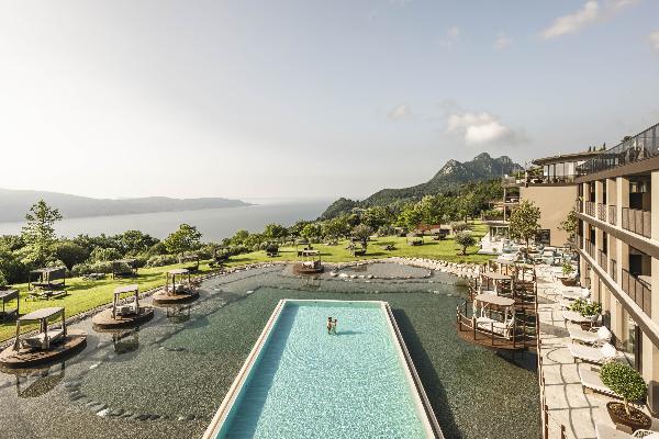 Stroblhof Lake Garda - active family spa resort