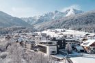 Alpinhotel (Valdaora / Valdaora di Sopra) in inverno