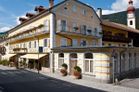 Emma Historic Hotel (Niederdorf) im Sommer