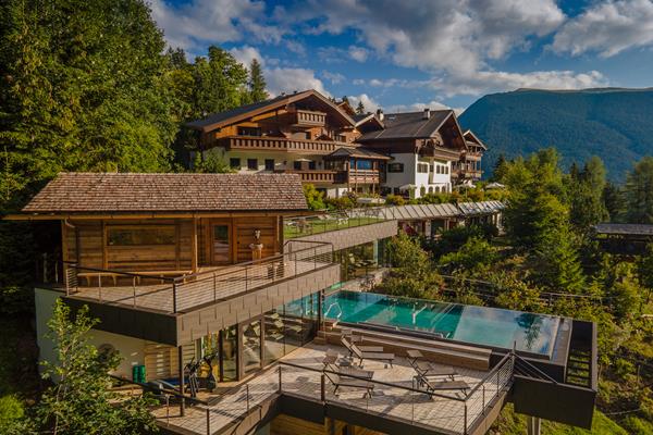 Charme Hotel Uhrerhof Dëur 