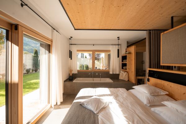 Amolaris Garden Lodges &  Guesthouse