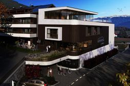 Alpinhotel (Olang / Oberolang) im Sommer