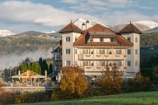 Hotel Roduna (Rodeneck / Vill) im Sommer