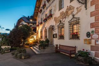 Strasserwirt - Ansitz zu Tirol 