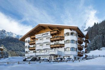 Savoy Dolomites Luxury Hotel (Selva di Gardena) in inverno