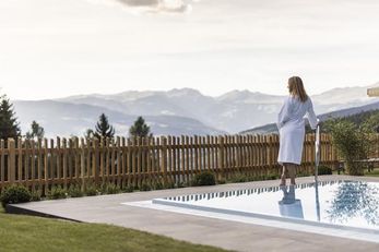 Hotel Baumwirt (Kastelruth) im Winter