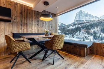 Enjoy Dolomites - Chalet (St. Christina) im Sommer