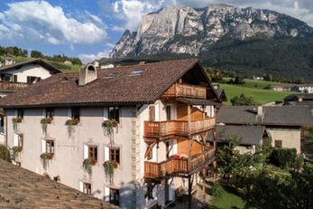 Braunhof (Fiè allo Sciliar) in estate