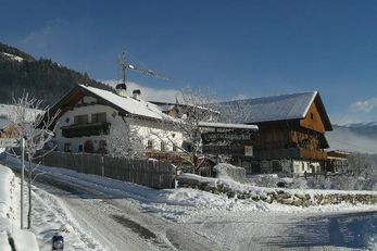 Unterschöpferhof (Falzes) in inverno