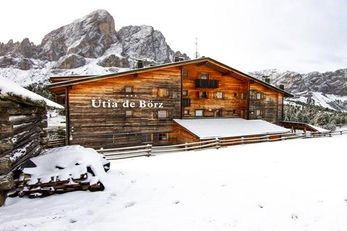 Ütia de Börz (S. Martino in Badia / Antermoia) in inverno