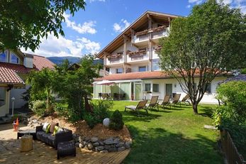 Residence Appartements Walder (Pfalzen / Issing) im Sommer