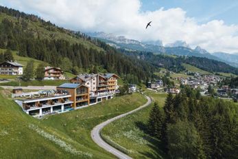 Hotel Latemar (Soraga) in estate