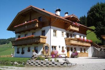 Oberredensberg (Rasen) im Sommer