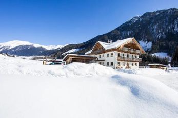 Gräflerhof (Casies / San Martino) in inverno