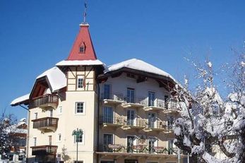 Hotel Villa Christina (Toblach) im Winter