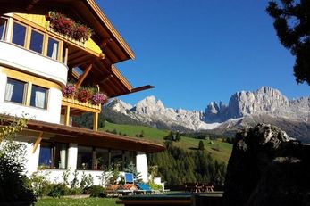 Alphotel Pension Panorama (Tiers / St. Zyprian) im Winter