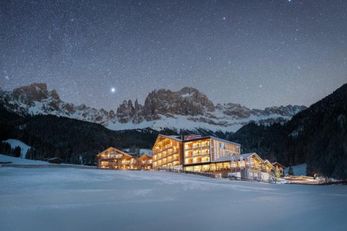 Cyprianerhof Dolomit Resort (Tiers / St. Zyprian) im Winter