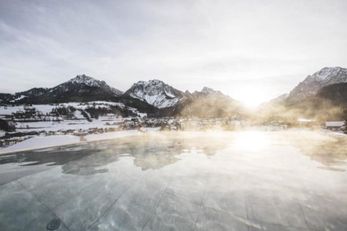 Excelsior Dolomites Life Resort (St. Vigil in Enneberg) im Winter