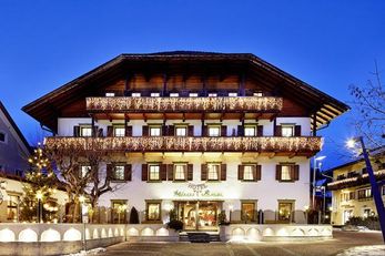 Hotel Weisses Lamm (Monguelfo-Tesido / Monguelfo) in inverno