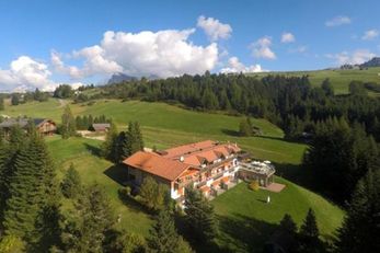 Apartments Sabina - unique power place (Alpe di Siusi) in estate