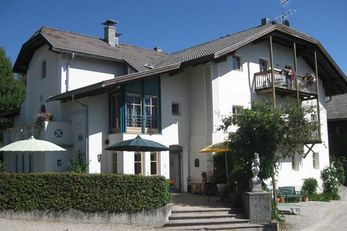 Pension Grünbacher (Falzes / Issengo) in estate