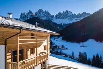 Unterkantiolerhof (Val di Funes / S. Maddalena) in inverno
