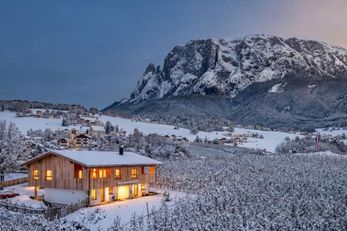 Neuhuberhof (Fiè allo Sciliar) in inverno