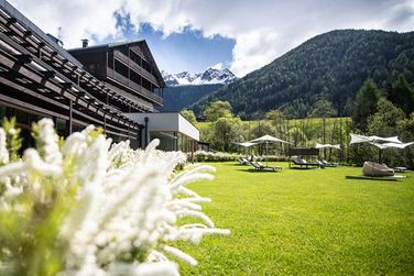LaCasies Mountain Living Hotel (Gsies / St. Magdalena) im Sommer