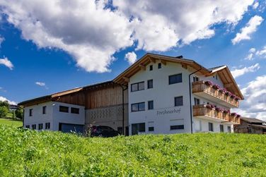 Forchnerhof (Rio di Pusteria / Maranza) in estate