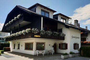 Garni Graber (Brunico / Riscone) in estate