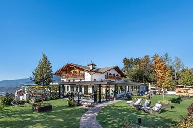 Hotel Torgglerhof (Brixen / St. Andrä) im Sommer