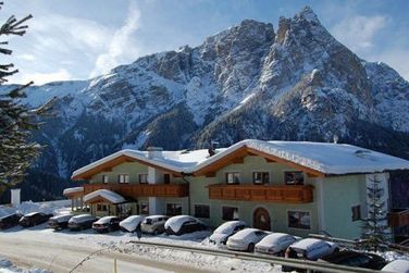 Hotel Gstatsch (Castelrotto) in inverno