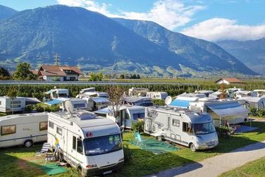 Camping Arquin (Lana) im Sommer