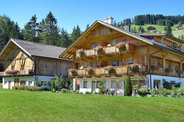 Roderhof (Braies / Braies di Dentro) in estate