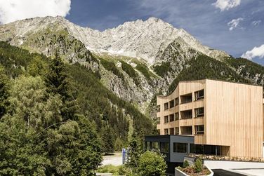 Falkensteiner Hotel Antholz (Antholz) im Sommer