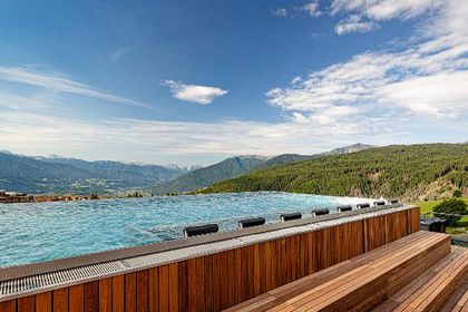 SONNENBERG Panorama Dolomites Wellbeing