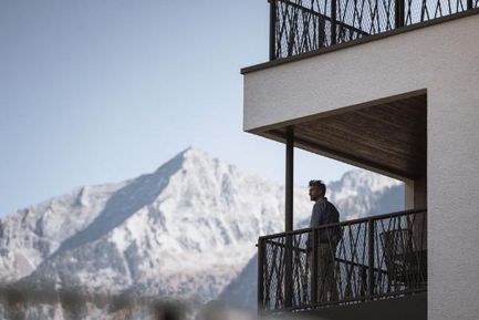 Premium Long Stay Bonus