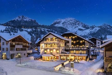 Hotel Teresa (St. Vigil in Enneberg) im Winter