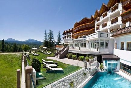 Hotel Sonnalp (Nova Ponente / Ega) in estate