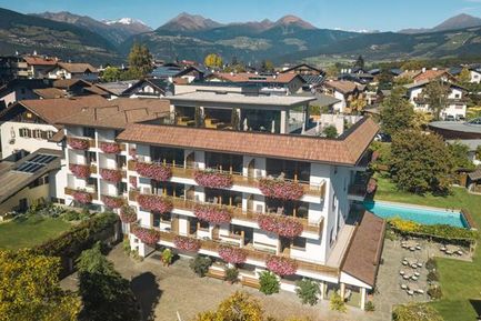 Hotel Birkenbrunn (Natz-Schabs) im Sommer