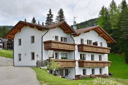 Obermüllerhof (Mühlbach / Meransen) im Sommer