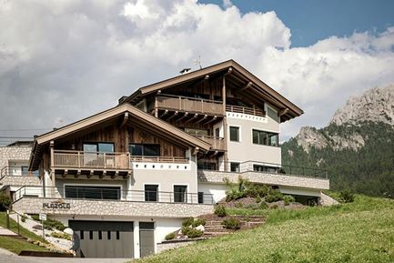 Luxury Chalet Plazola