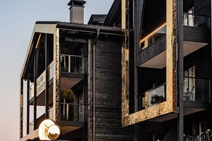 Alpin Garden Luxury Maison & SPA (St. Ulrich) im Sommer