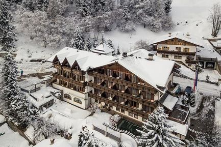 Hotel Alpenhof (Ultimo / S. Valburga) in inverno
