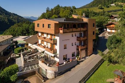 Hotel Pension Sonnegg (S. Martino in Passiria / Saltusio) in inverno