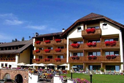 Activehotel Diana  (Siusi allo Sciliar) in estate