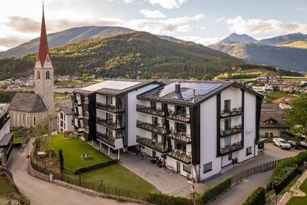 Aparthotel Laurena (Naz-Sciaves) in estate